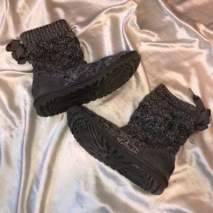 Grey Sweater-like Uggs with Lace on the back
